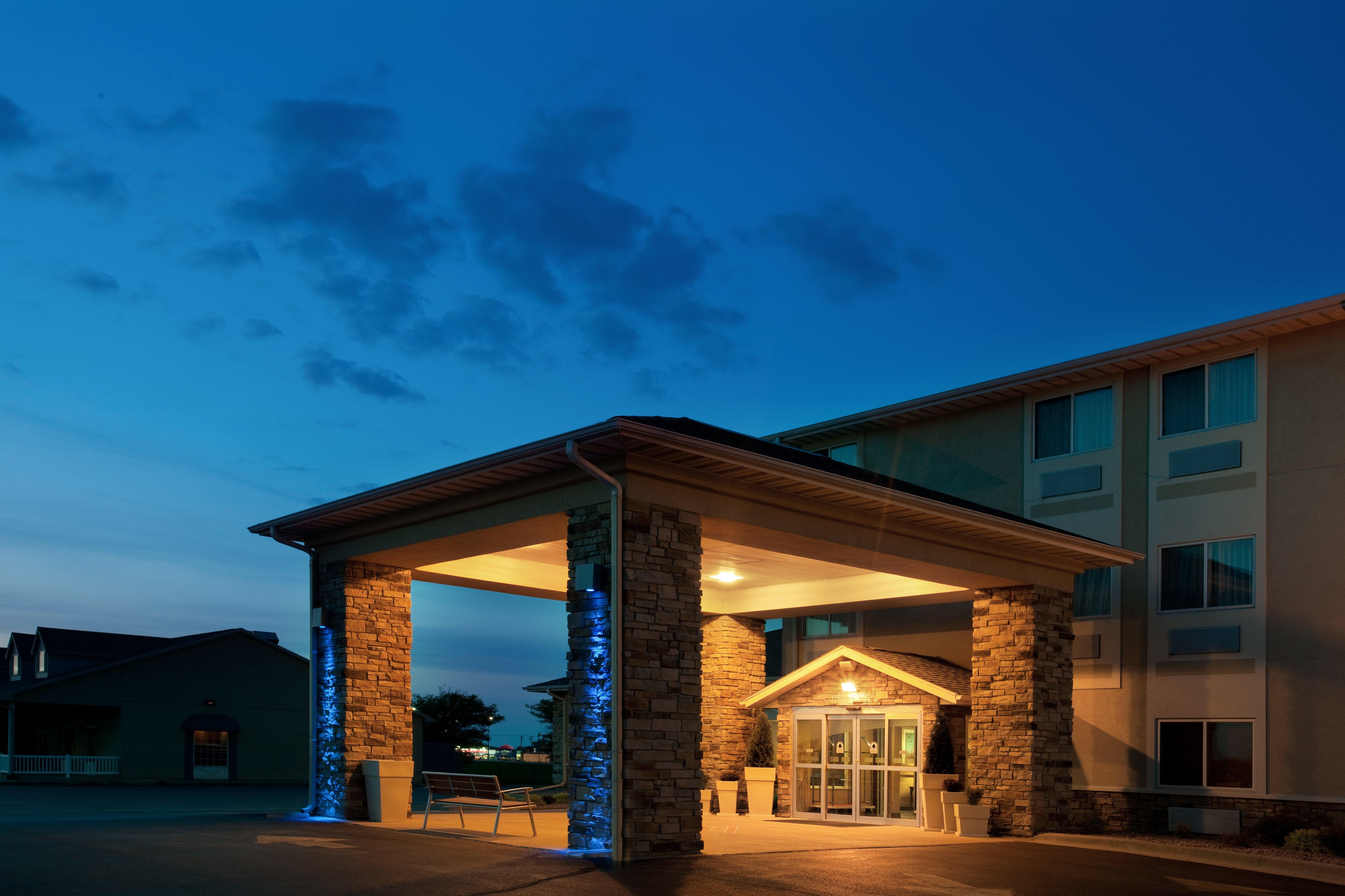 Holiday Inn Express Tuscola Buitenkant foto